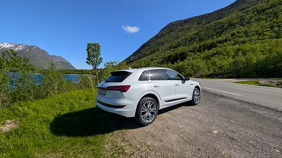 Audi E-Tron 2020 photo 4