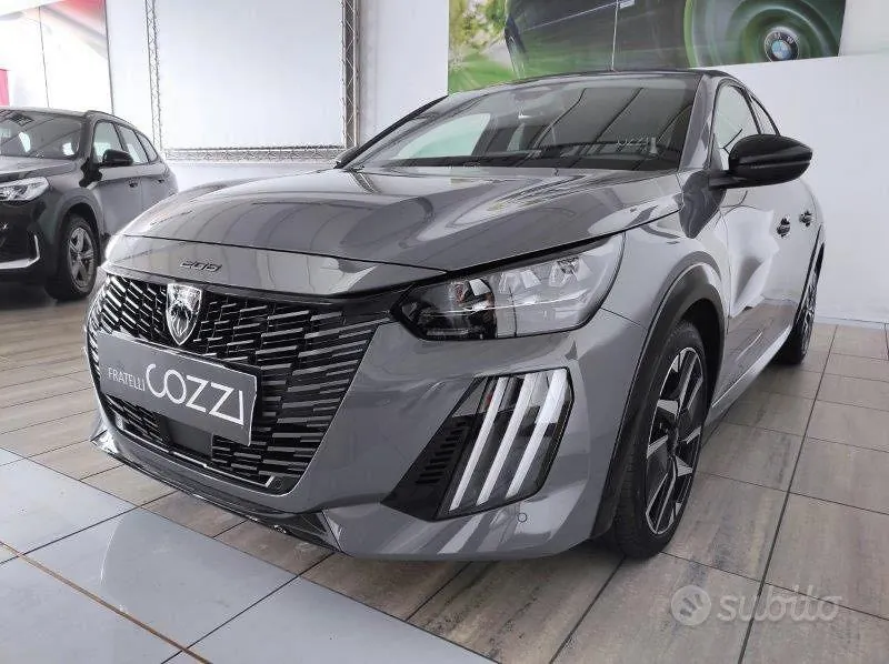 Peugeot 208 2025 photo 2