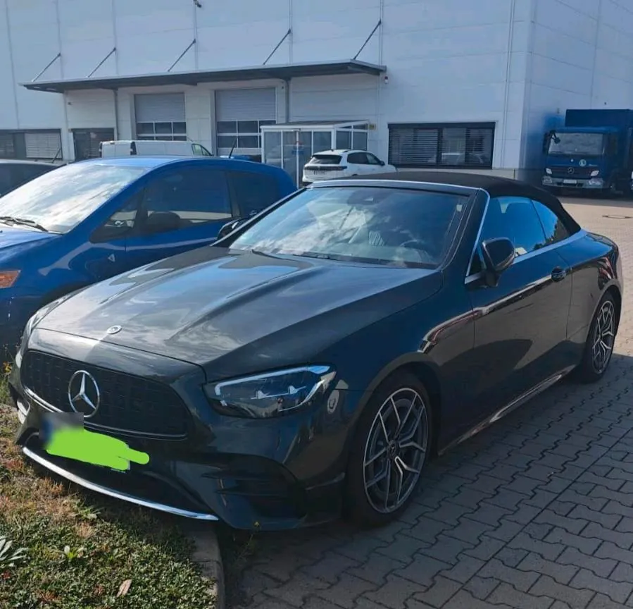Mercedes-Benz E200 Cabrio