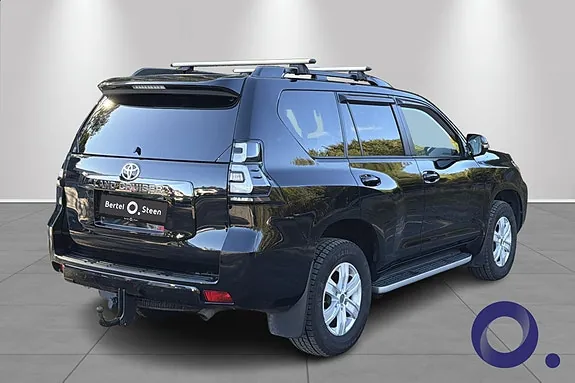Toyota Land Cruiser 2022 photo 5