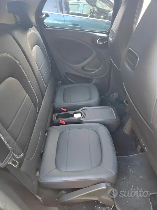 Smart Forfour 2019 photo 5