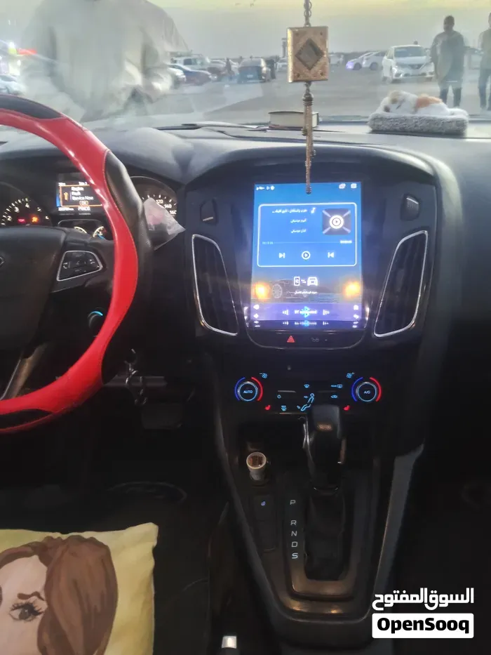 Ford Escort 2017 photo 2