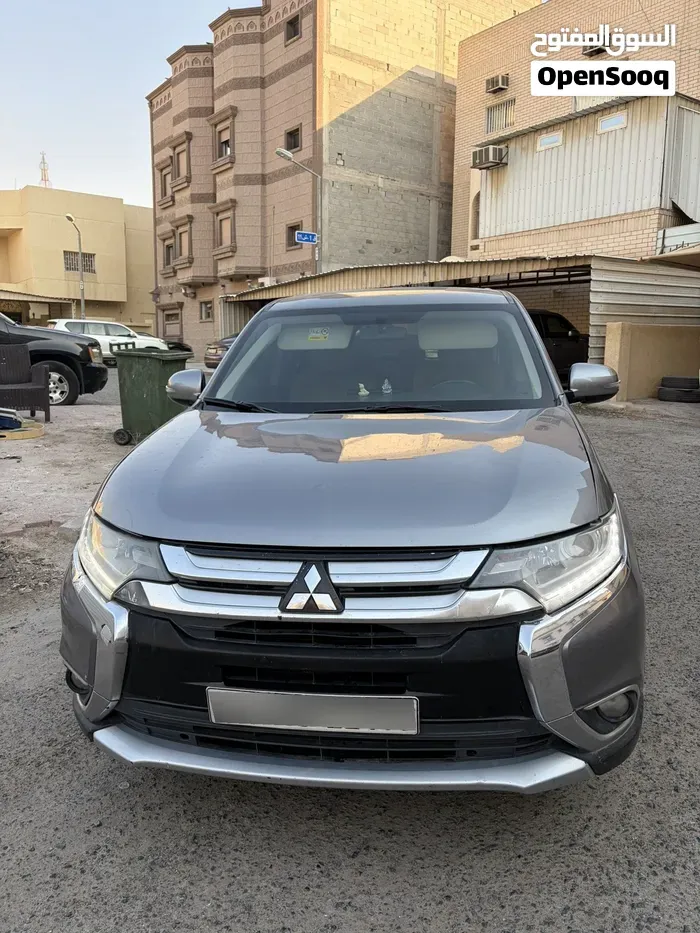 Mitsubishi Outlander 2014 photo 5