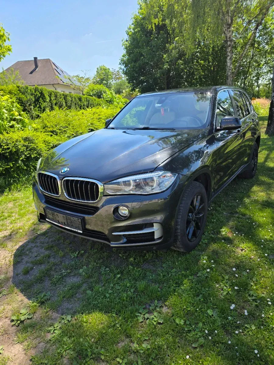 BMW X5 2015 photo 2