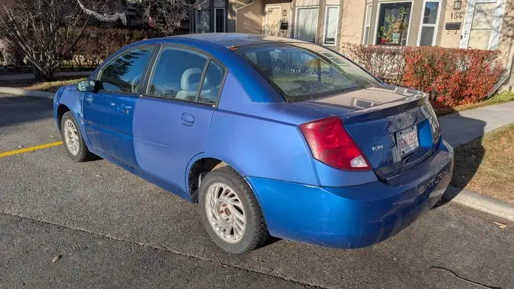 Saturn Ion 2004 photo 3
