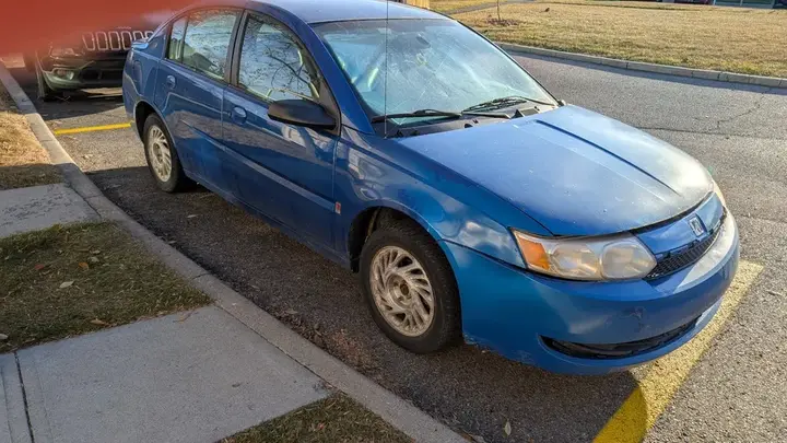Saturn Ion 2004 photo 4