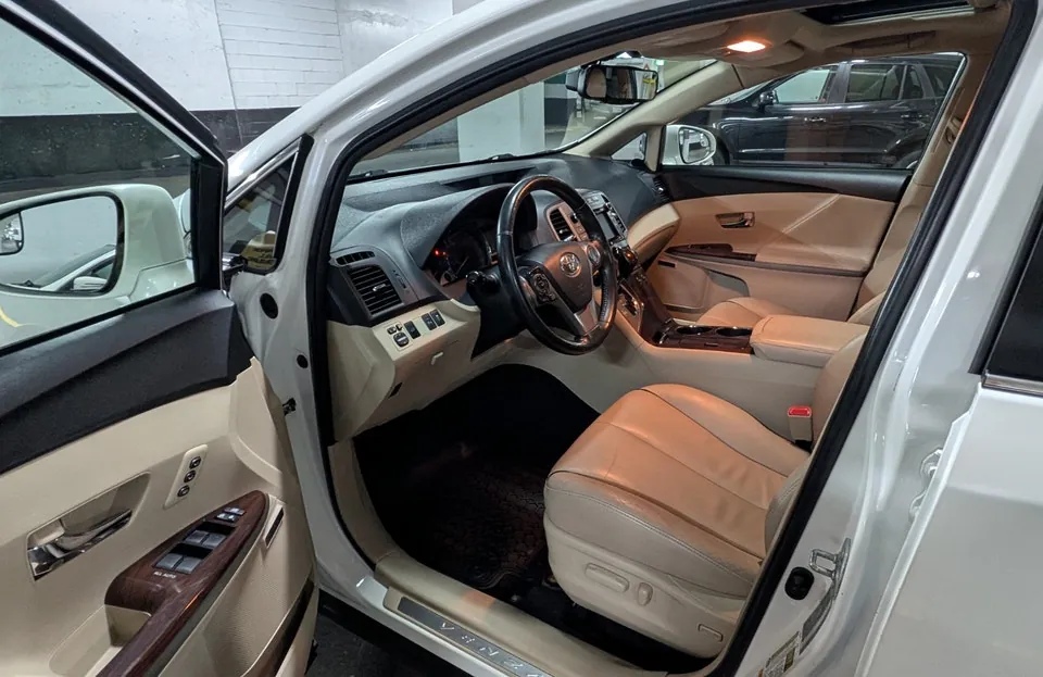 Toyota Venza 2016 photo 5