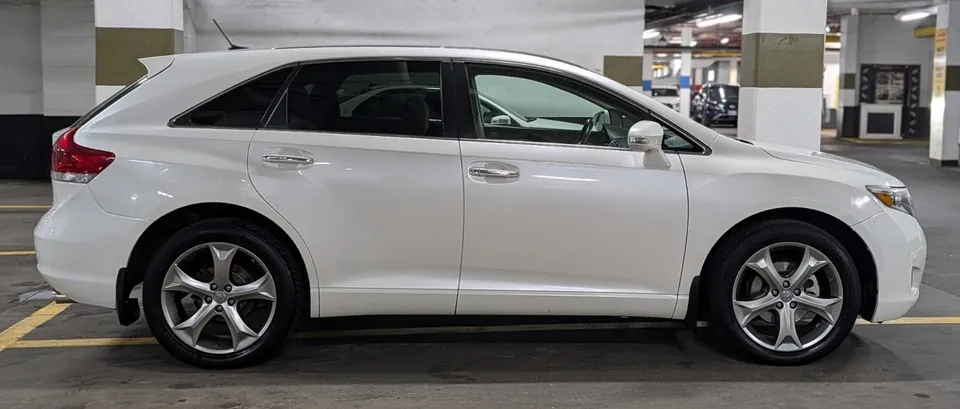 Toyota Venza 2016 photo 2