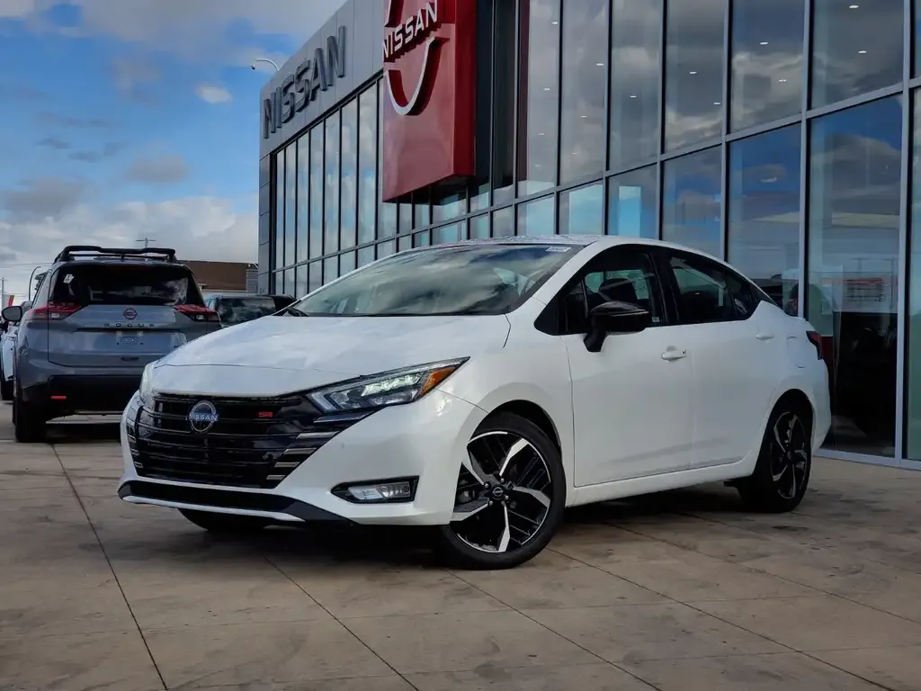 Nissan Versa