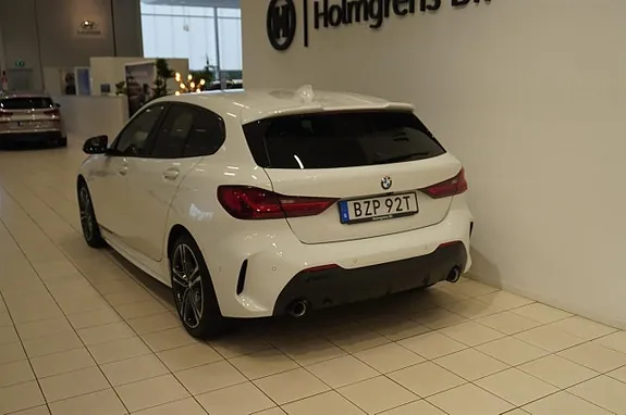 BMW 120D 2024 photo 4
