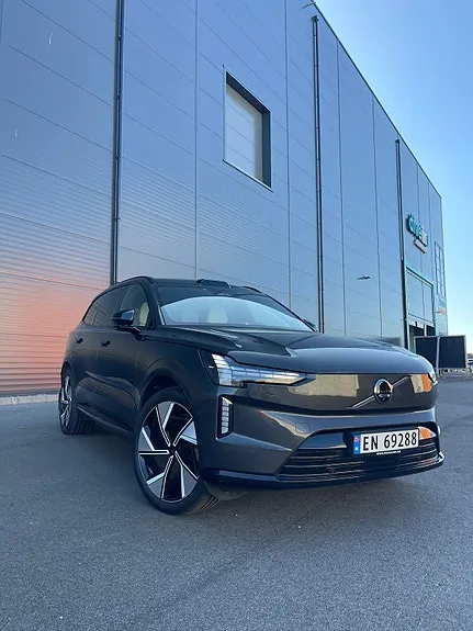 Volvo Ex90 2025 photo 2