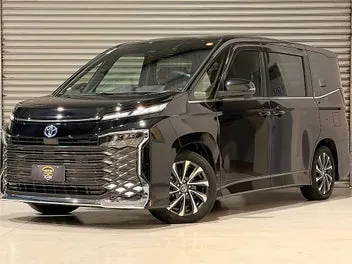 Toyota Voxy 2023 photo 2