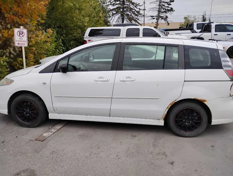 Mazda 5