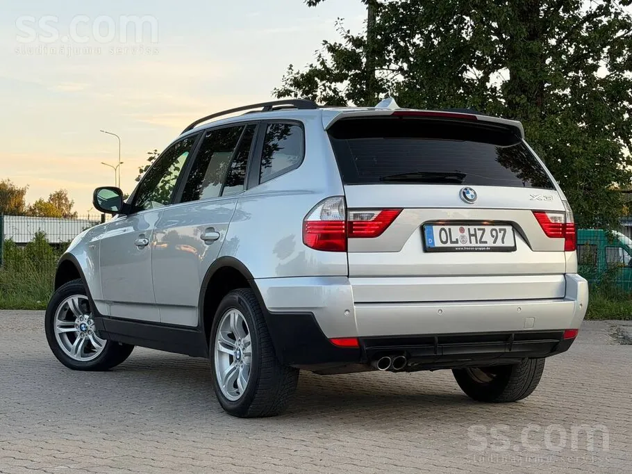 BMW X3 2010 photo 3