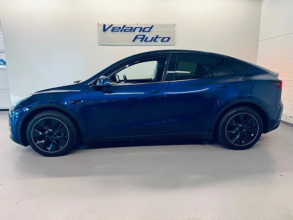 Tesla Model Y 2024 photo 3