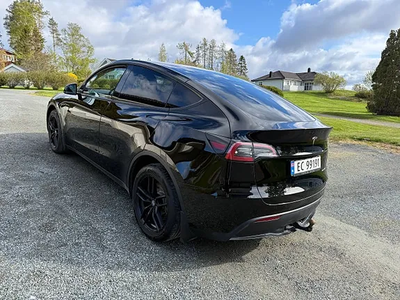 Tesla Model Y 2021 photo 5