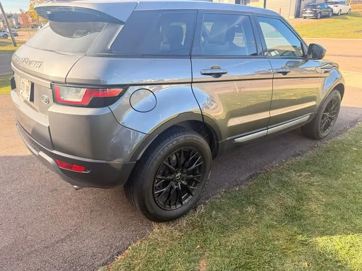 Land Rover Range Rover Evoque 2017 photo 4