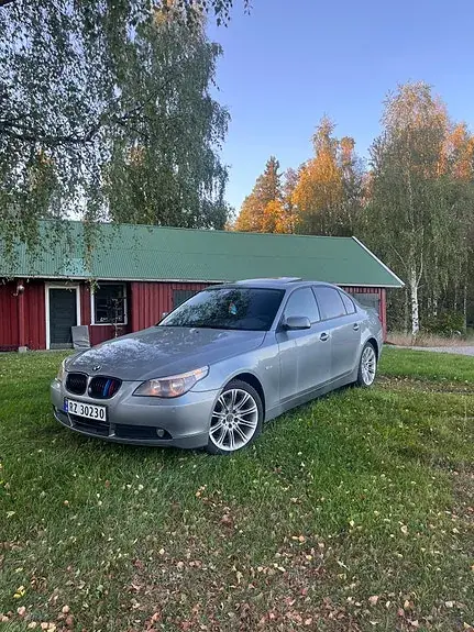 BMW 523I 2005 photo 2