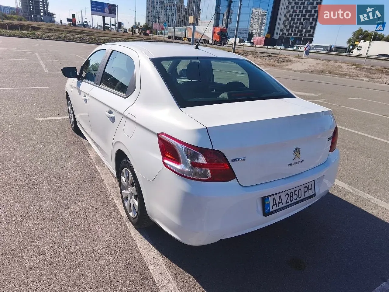 Peugeot 301 2016 photo 5