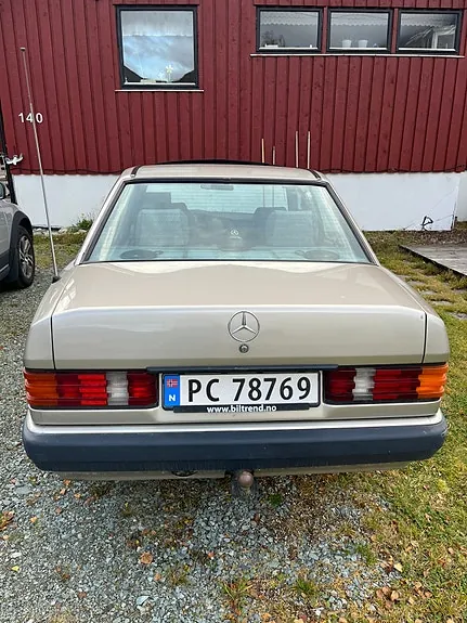 Mercedes-Benz 190 1989 photo 5