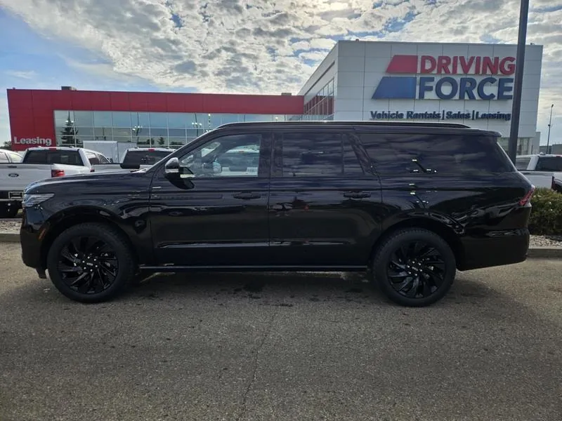Lincoln Navigator 2025 photo 2
