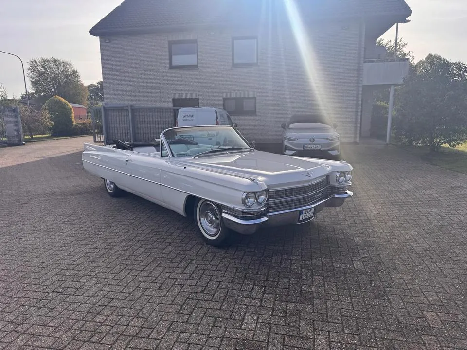 Cadillac Deville
