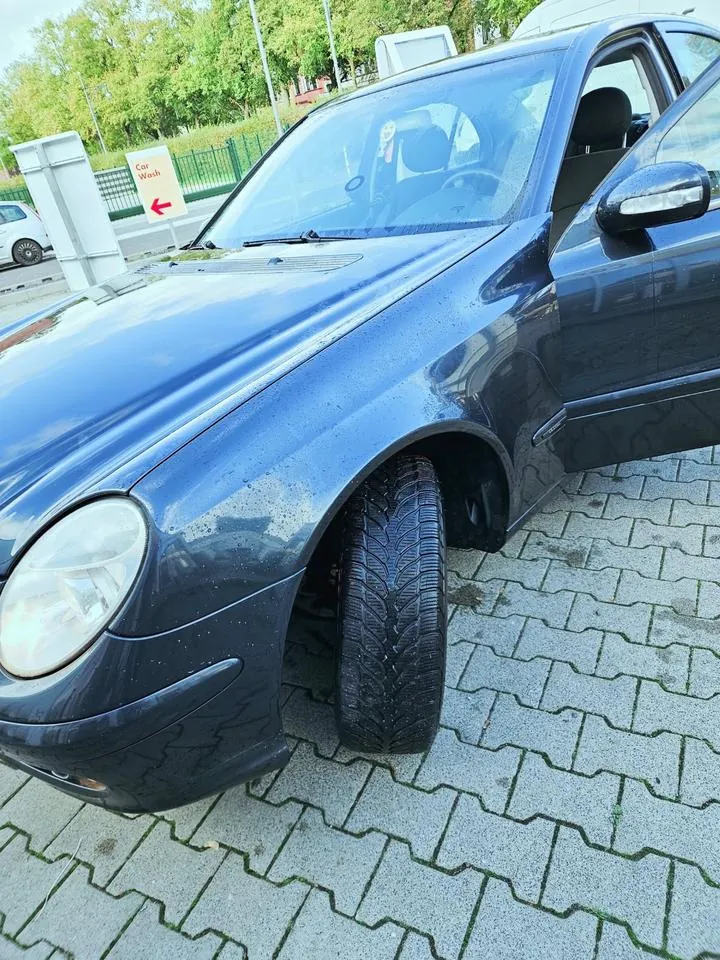 Mercedes-Benz E 220 Cdi