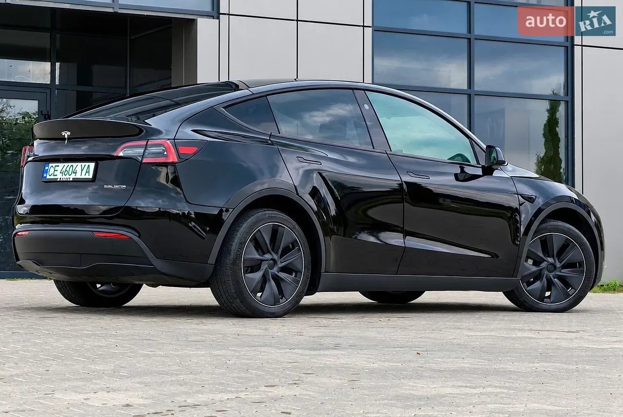 Tesla Model Y 2024 photo 4