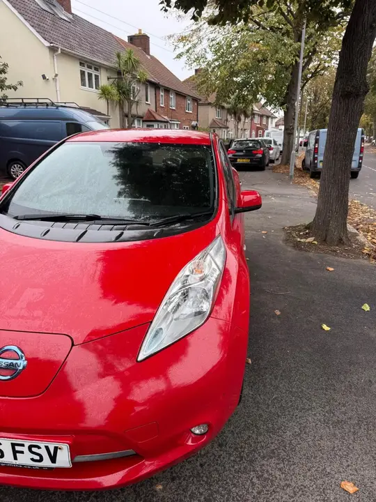 Nissan Leaf 2016 photo 2