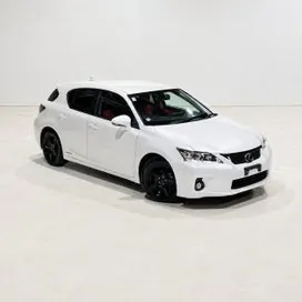 Lexus Ct 200H 2012 photo 2