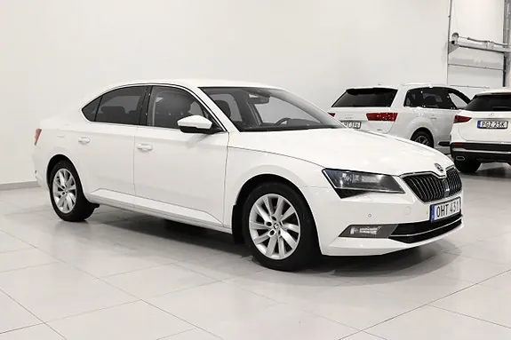 Skoda Superb 2017 photo 2
