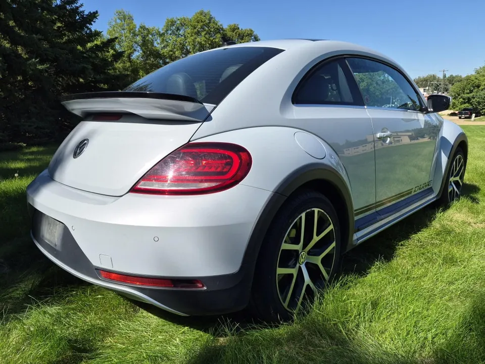Volkswagen Beetle 2018 photo 5