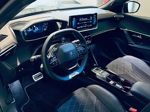 Peugeot 2008 2023 photo 5