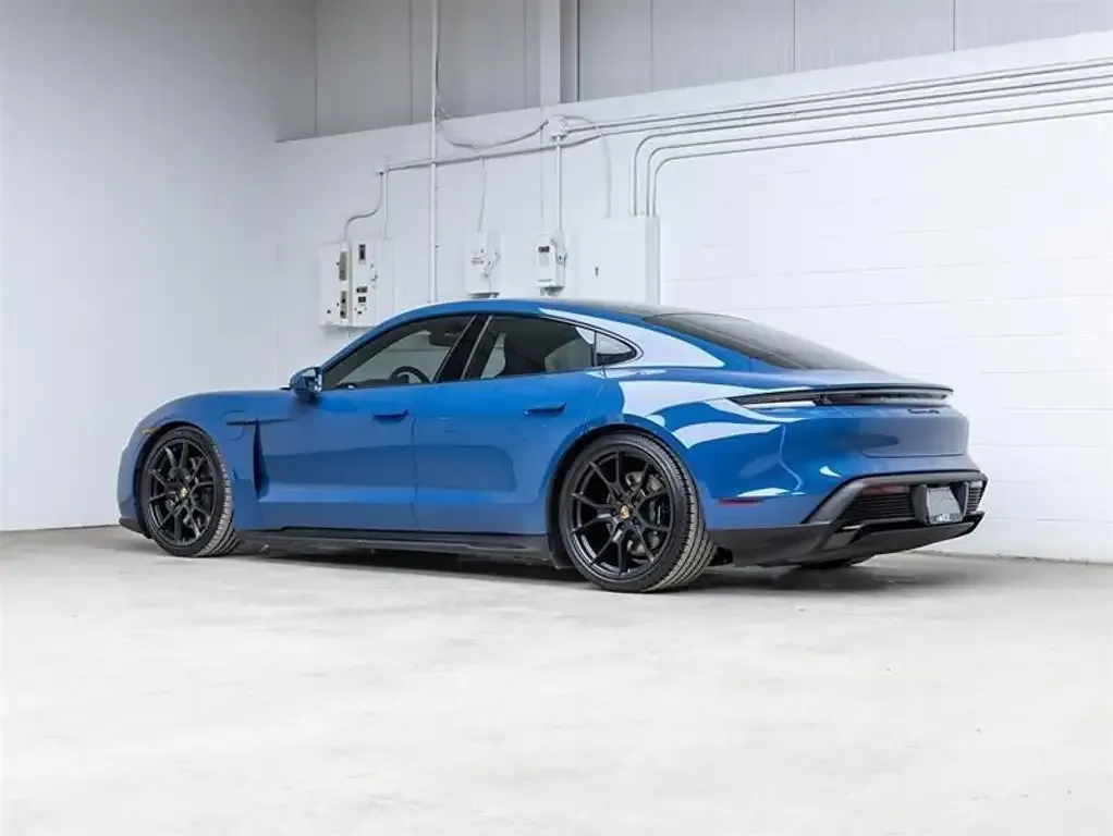 Porsche Taycan 2023 photo 3