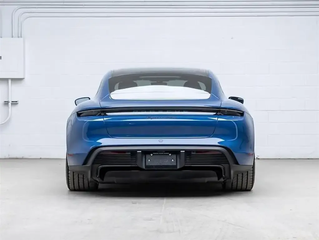 Porsche Taycan 2023 photo 4