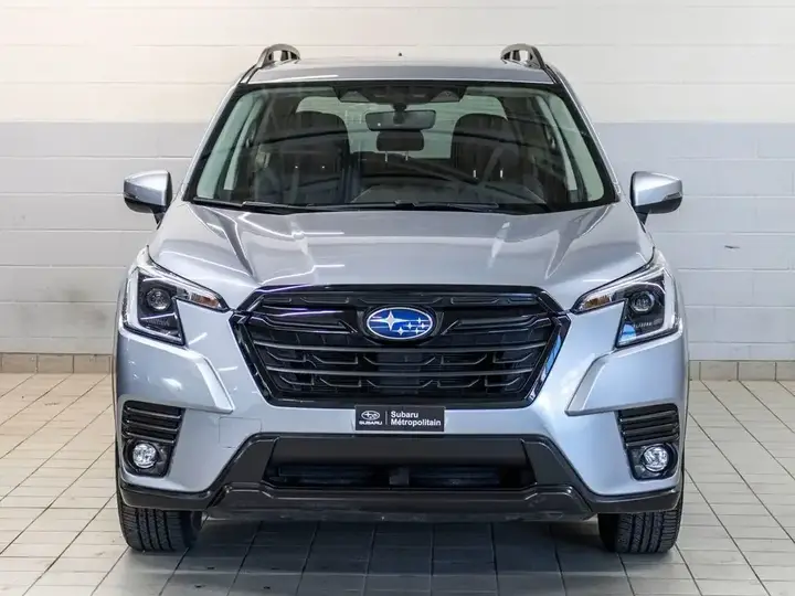 Subaru Forester 2024 photo 2