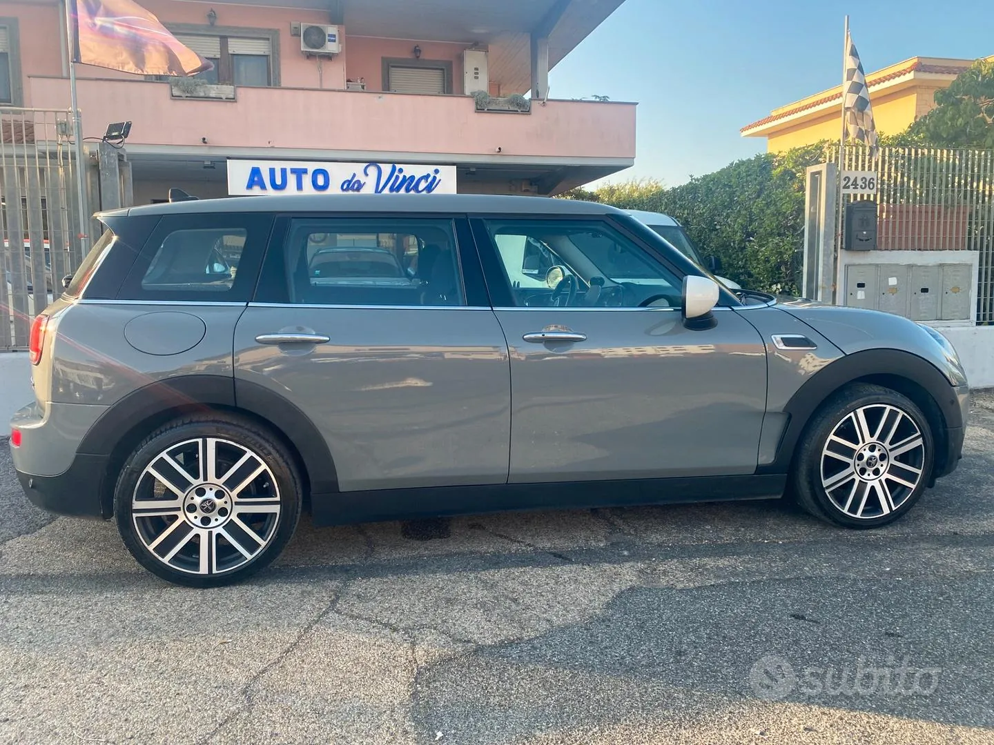 Mini Cooper Clubman 2022 photo 3