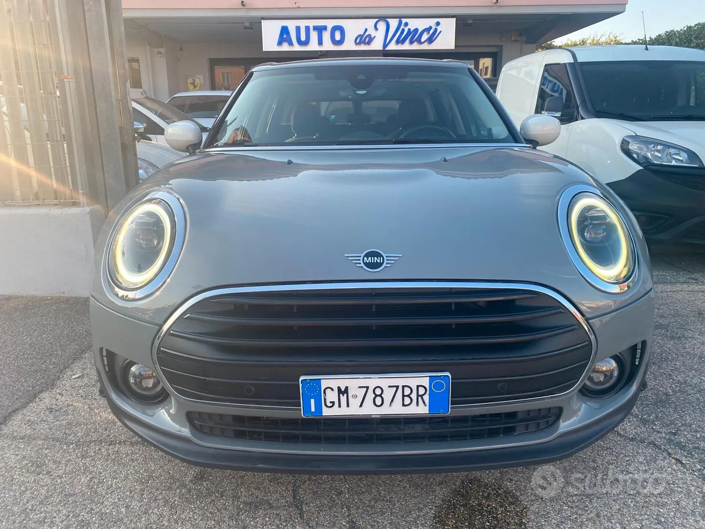 Mini Cooper Clubman 2022 photo 2
