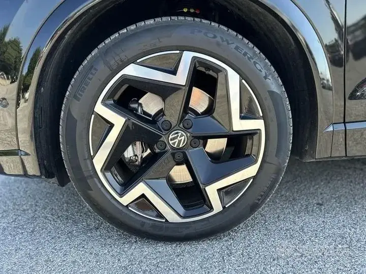 Volkswagen Tiguan 2025 photo 4