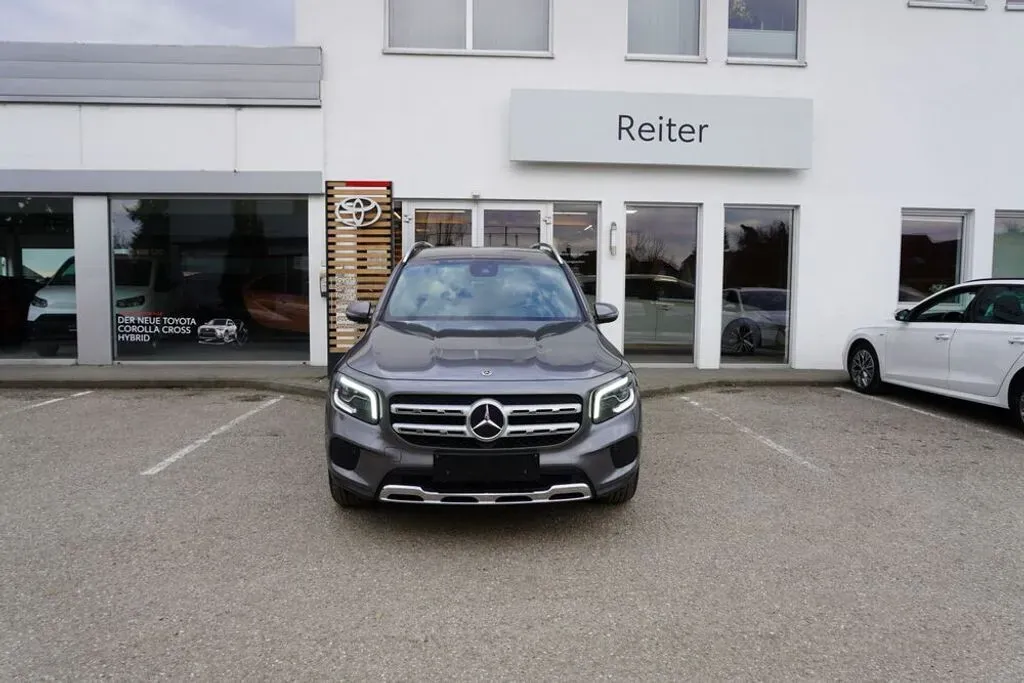 Mercedes-Benz Glb