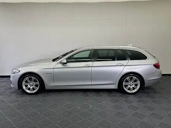 BMW 520D 2014 photo 2