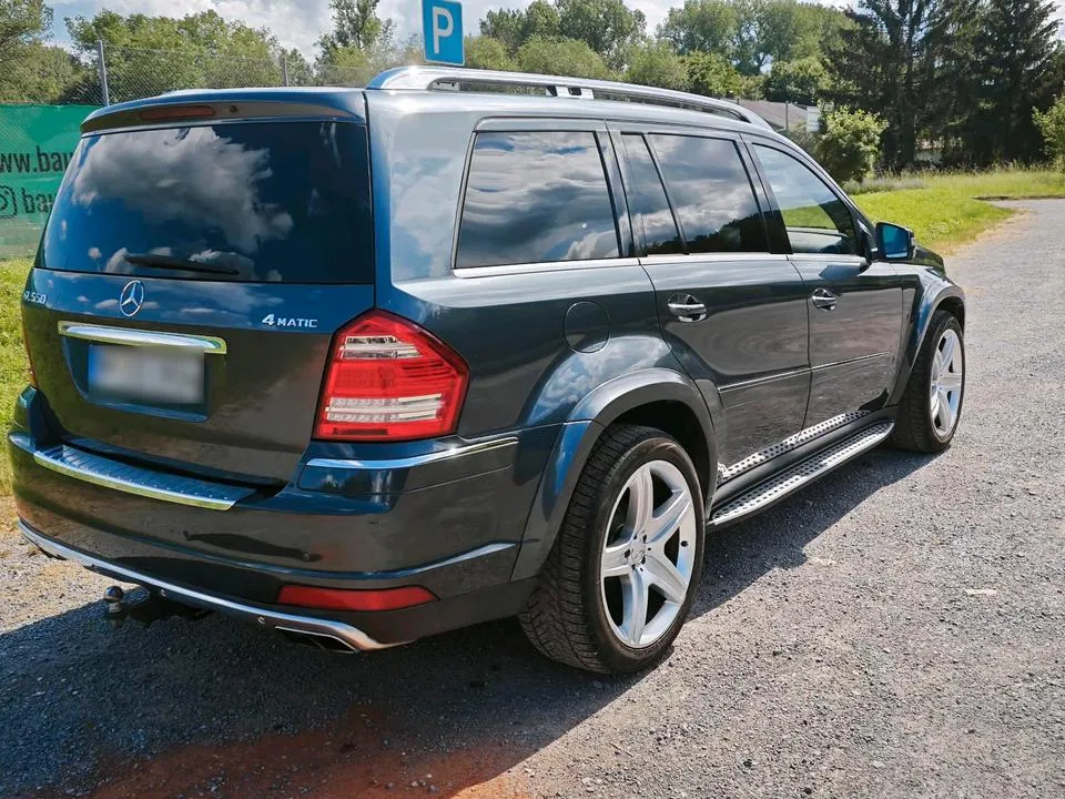 Mercedes-Benz Gl 550 500 7Sitzer 4X4