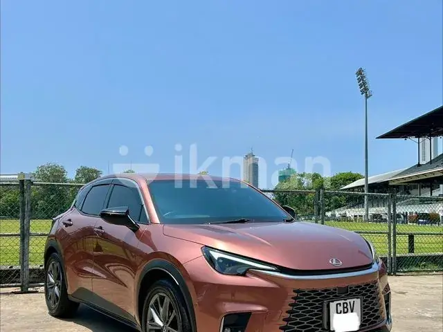 Lexus Lbx