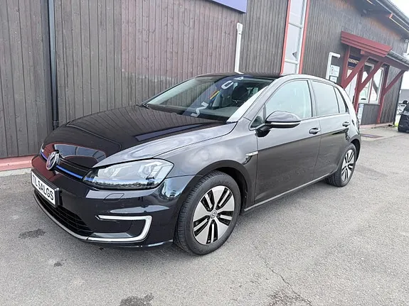 Volkswagen Golf 2017 photo 2