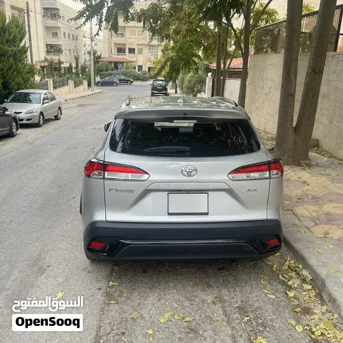 Toyota Corolla Cross 2025 photo 2