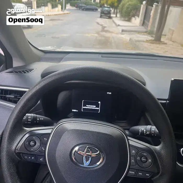 Toyota Corolla Cross 2025 photo 4
