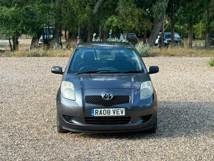 Toyota Yaris 2008 photo 2
