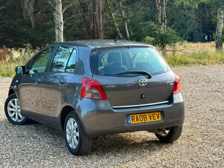 Toyota Yaris 2008 photo 4