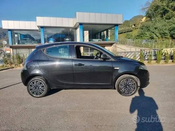 Lancia Ypsilon 2019 photo 4