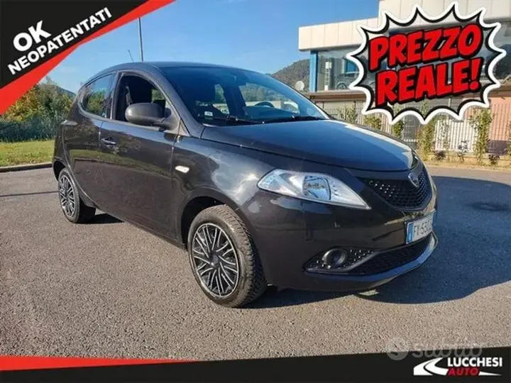 Lancia Ypsilon